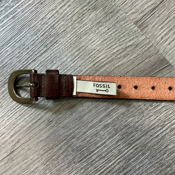 Fossil Floral Embossed Perforated Leather Belt - Picture 4 of 5